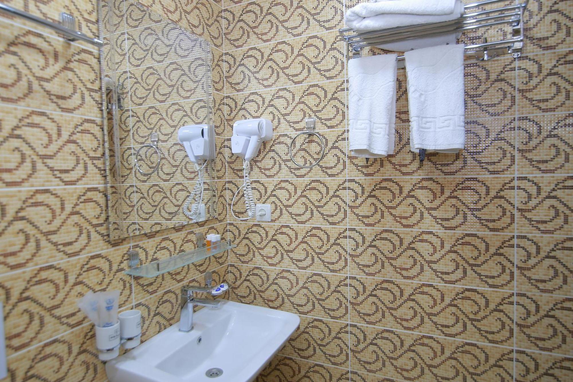 Nodirabegim Boutique Hotel Бухара Екстериор снимка