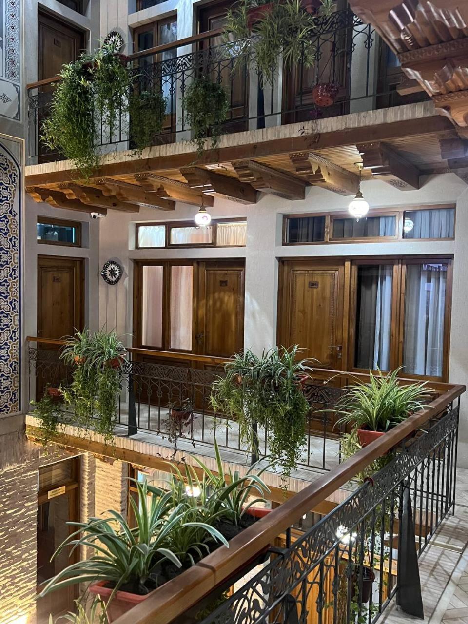 Nodirabegim Boutique Hotel Бухара Екстериор снимка